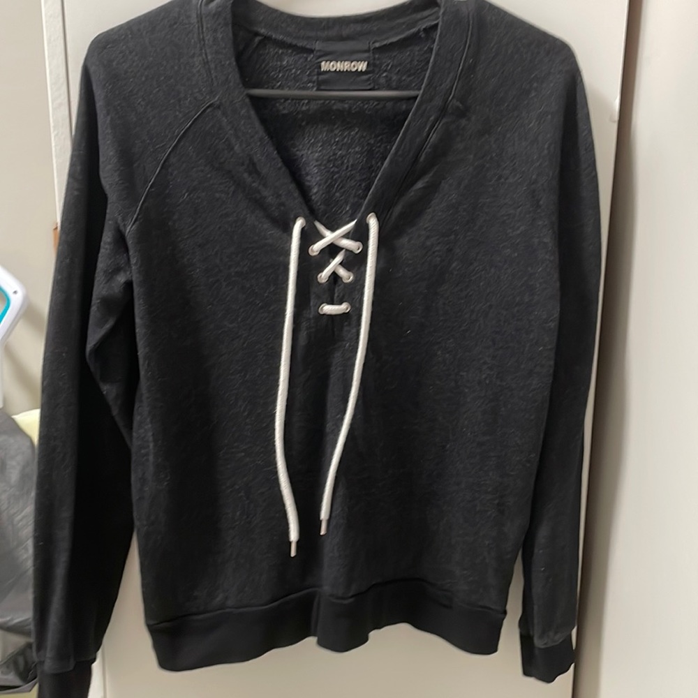 Monrow sweatshirt.